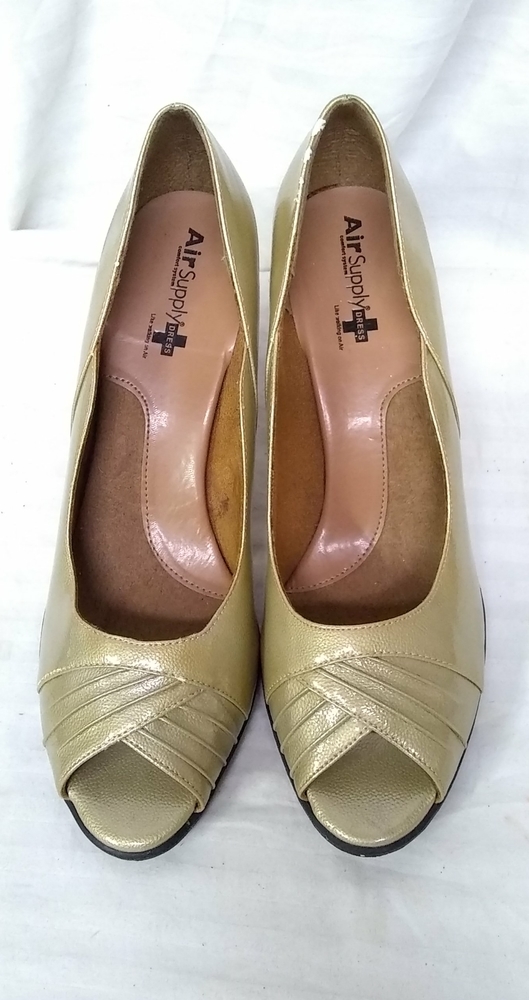 Air Supply Marilyn Gold Pebbled Peep Toe Patent Comfort 3.5"Heel Pumps Size 12M